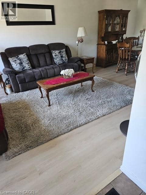 97 GUILDWOOD Drive, Hamilton, photo 4