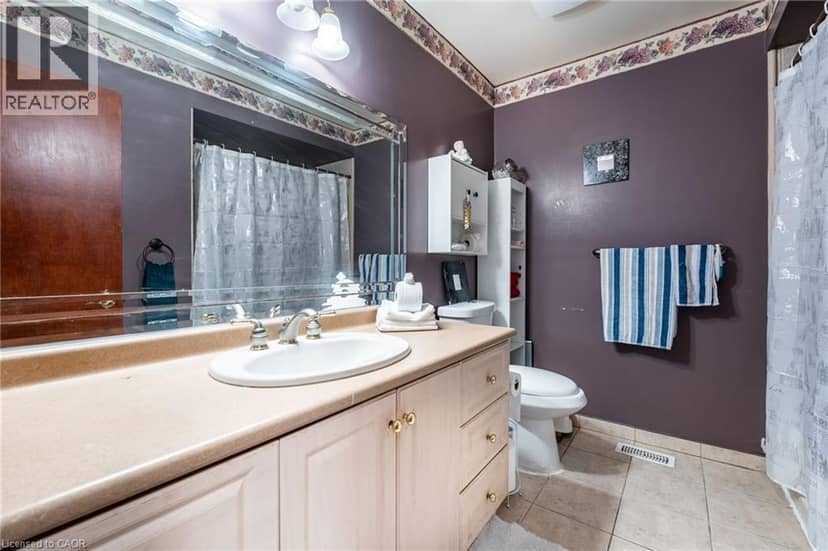 97 GUILDWOOD Drive — photo 21 of 40