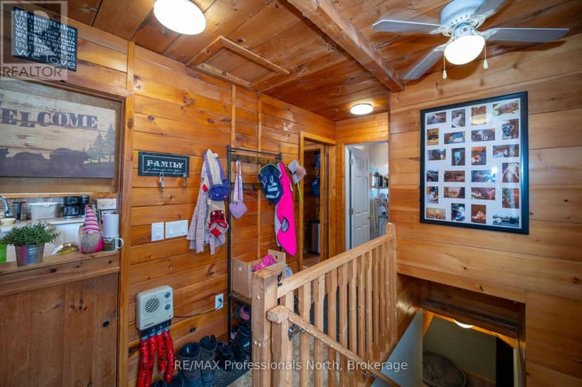 2315 Aspdin Road — photo 20 of 40