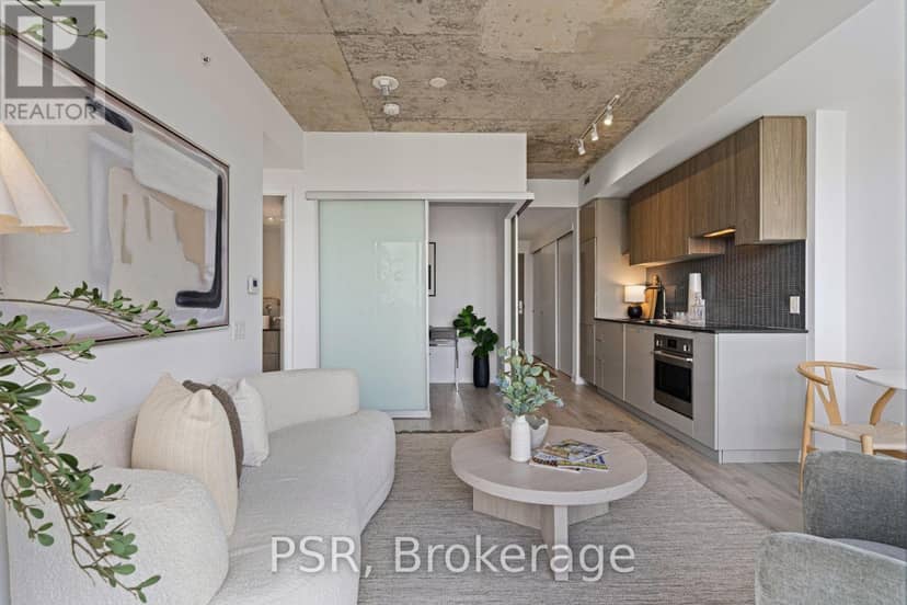 2601 - 161 Roehampton Avenue — photo 5 of 25