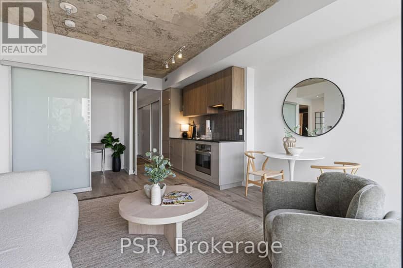 2601 - 161 Roehampton Avenue — photo 6 of 25