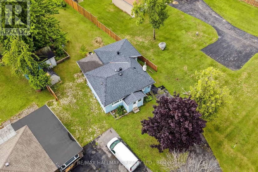 9775 Beachwood Road — photo 2 of 32