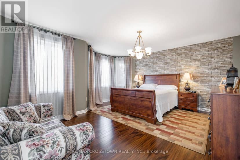 5 Kelsey Crescent — photo 31 of 40