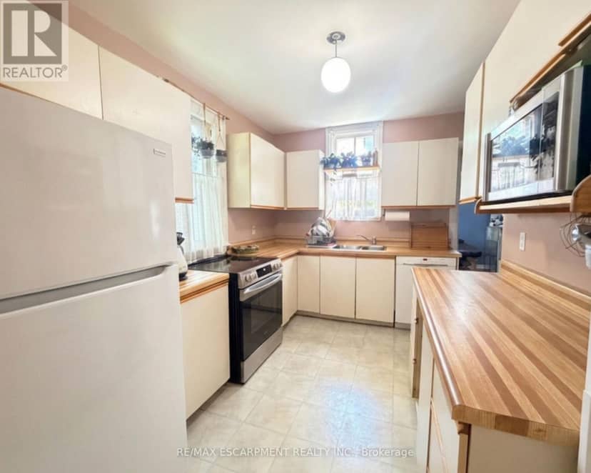1 Norwood Road — photo 10 of 27