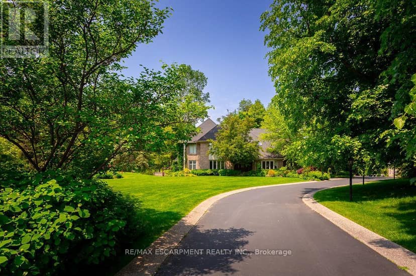 27 Blackberry Place — photo 3 of 40