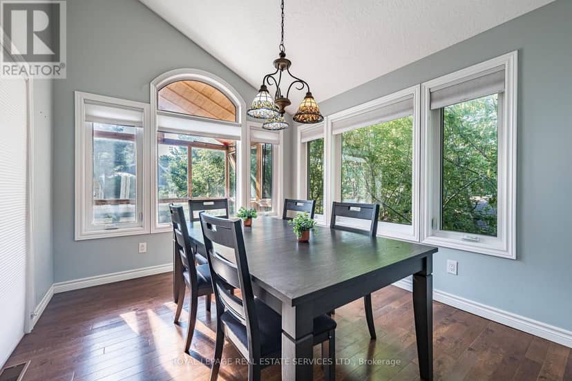 100 Essa Road — photo 25 of 40