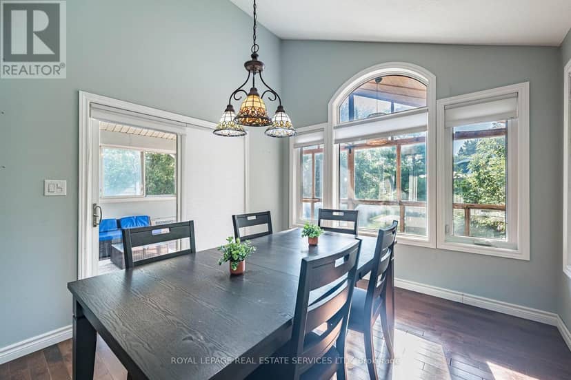 100 Essa Road — photo 26 of 40
