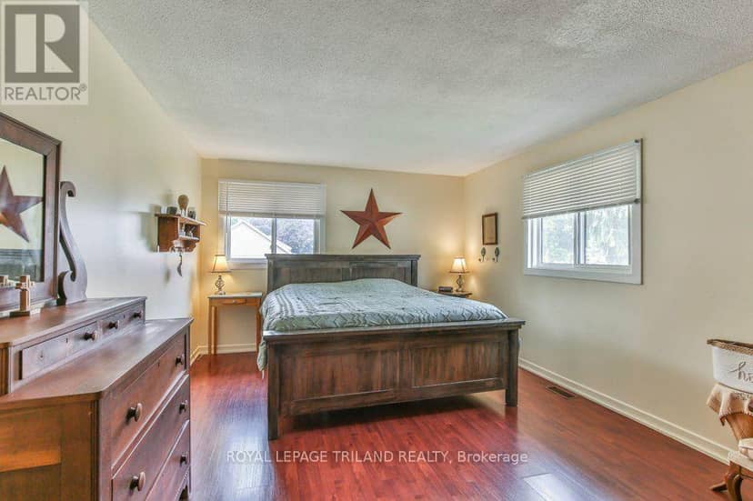 425 Queen Street — photo 18 of 40