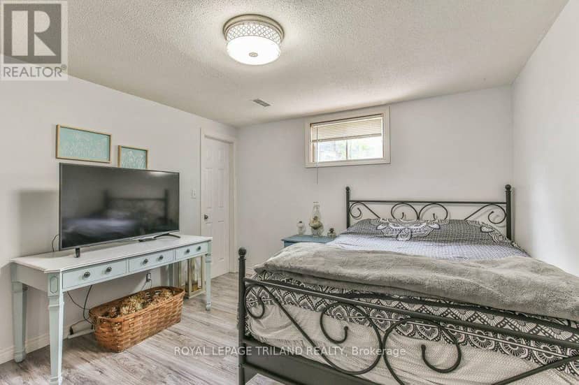 425 Queen Street — photo 30 of 40