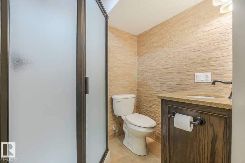 70 Summercourt Rd — photo 40 of 40
