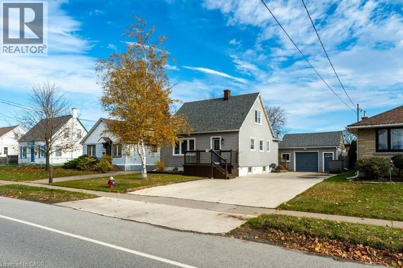6782 DORCHESTER Road — photo 4 of 40