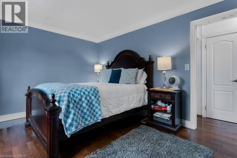 6782 DORCHESTER Road — photo 11 of 40