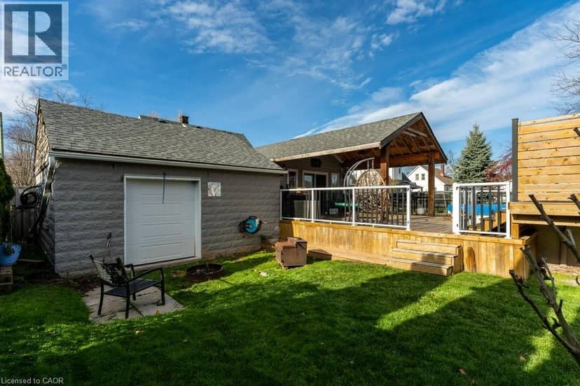 6782 DORCHESTER Road — photo 33 of 40