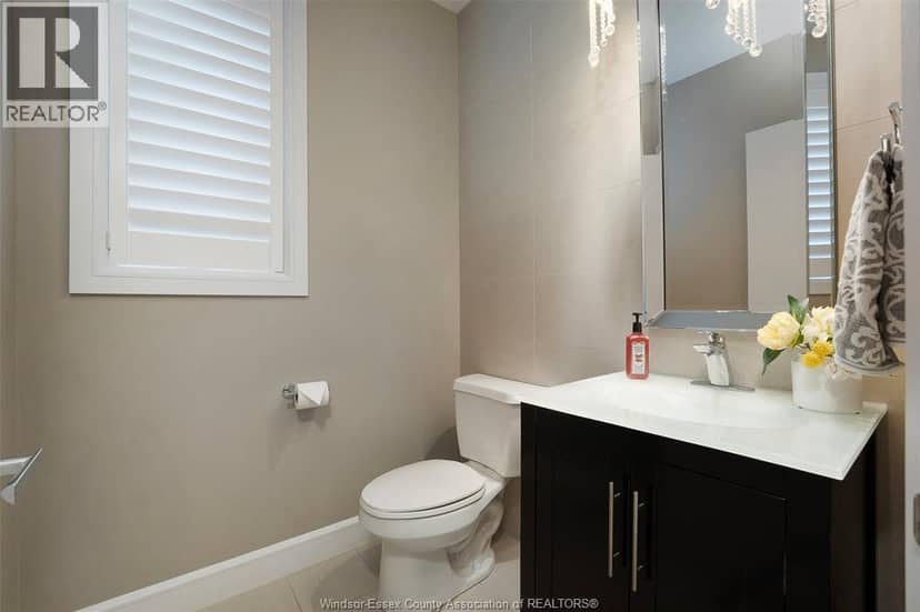 6181 Silver Maple — photo 17 of 37