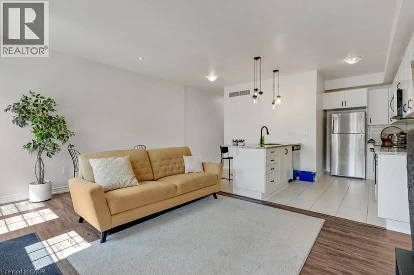 397 WESTWOOD Drive Unit# B — photo 16 of 30