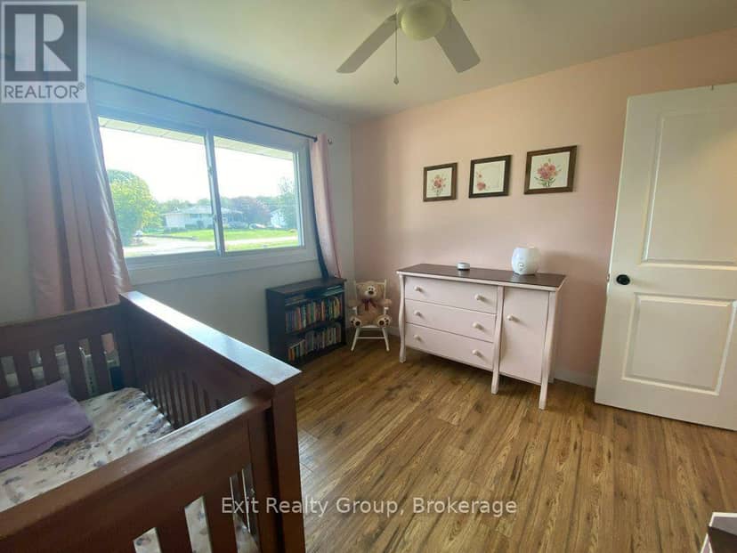 130 Peterson Street — photo 17 of 40