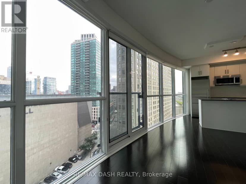 1005 - 1 The Esplanade Drive — photo 15 of 22