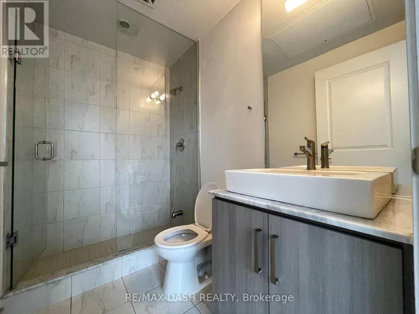 1005 - 1 The Esplanade Drive — photo 16 of 22