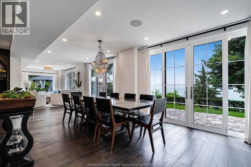 24 Bayshore — photo 17 of 40