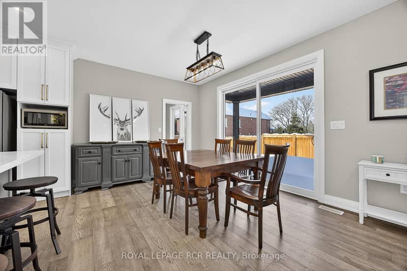 28 St. George Street — photo 12 of 40