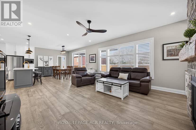 28 St. George Street — photo 17 of 40