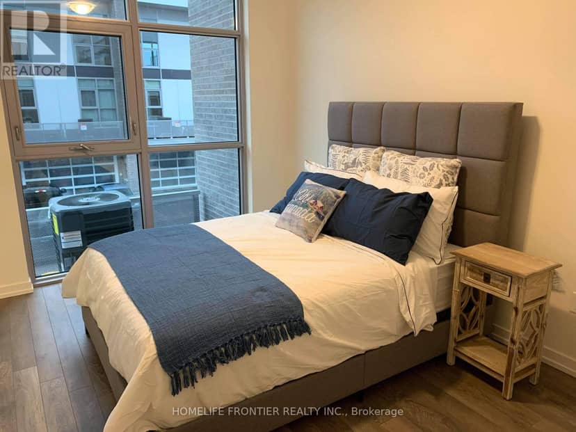 Listing 30165518 — photo 10 of 34