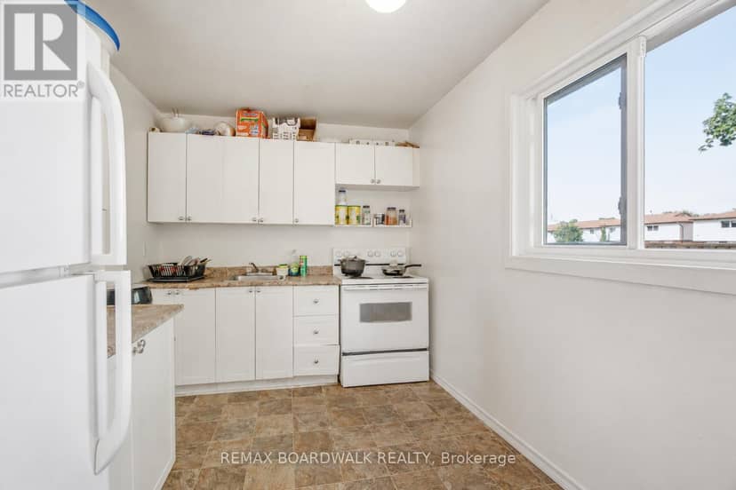 85 - 3202 Stockton Drive — photo 22 of 36