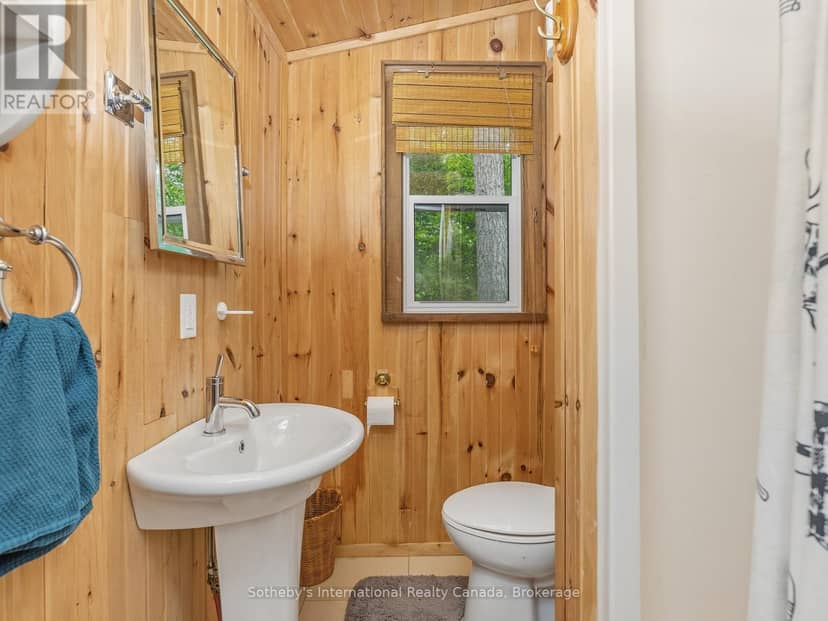 1040 Kahshe Lake — photo 18 of 40