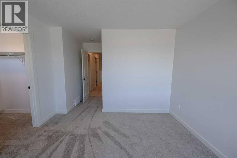 8617 128 Avenue — photo 29 of 40