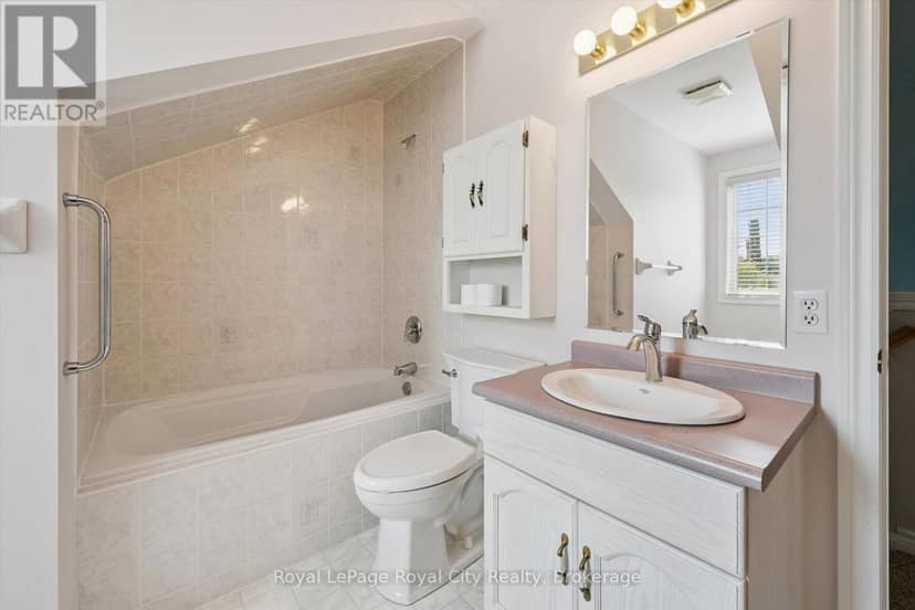 46 Terraview Crescent — photo 16 of 37