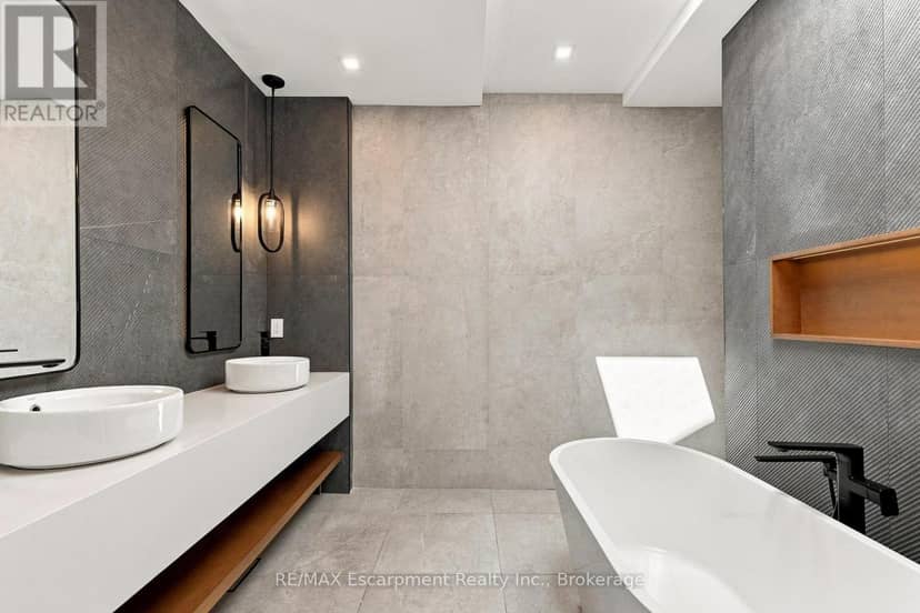 100 Appleby Place — photo 24 of 40