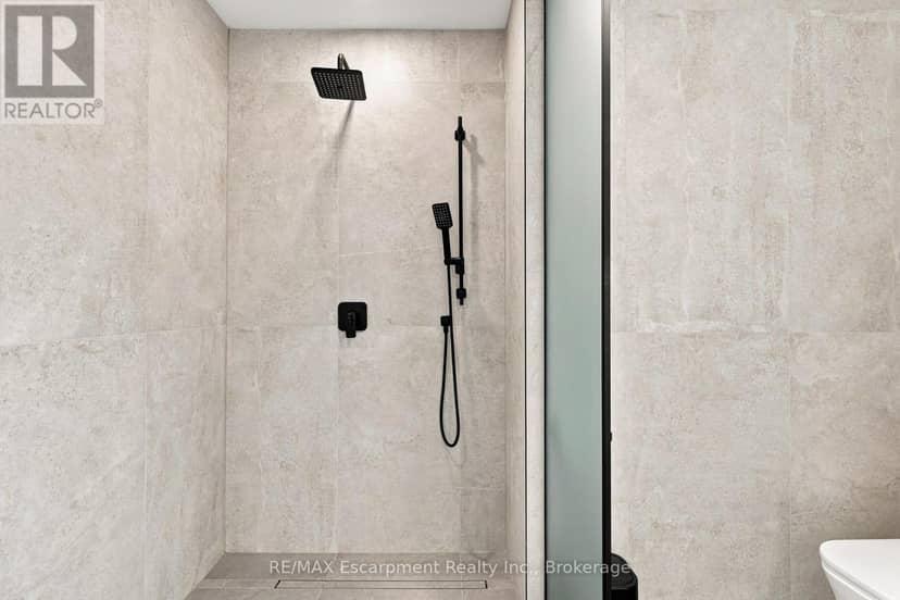 100 Appleby Place — photo 39 of 40
