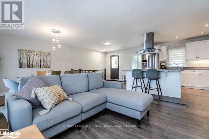 142 - 140 Mitchells Beach Road — photo 15 of 40