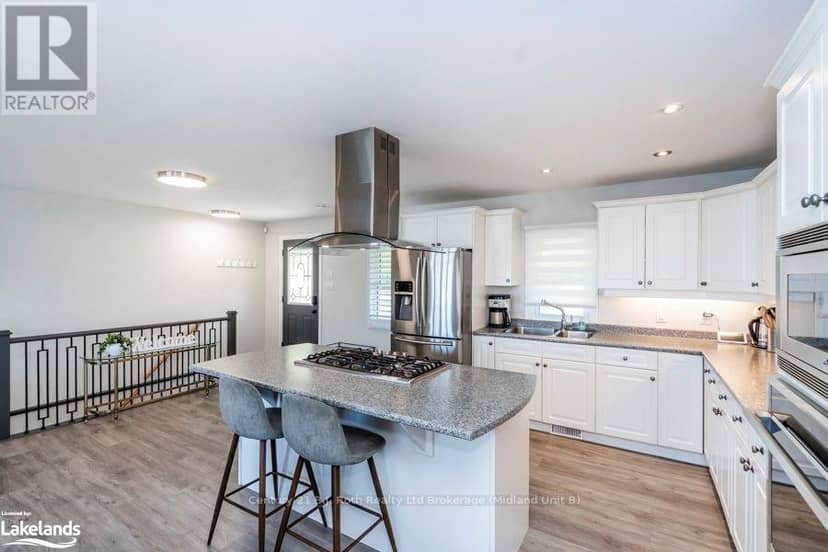 142 - 140 Mitchells Beach Road — photo 9 of 40