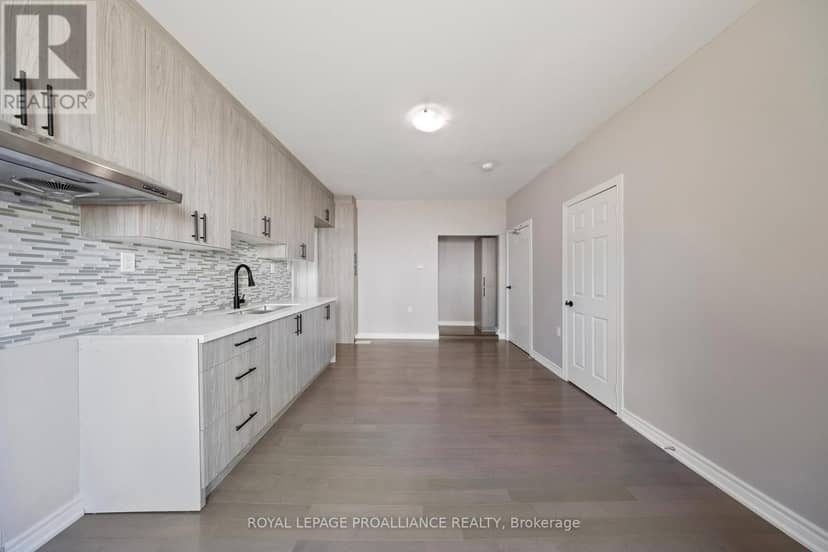 141 Ontario Street — photo 13 of 40