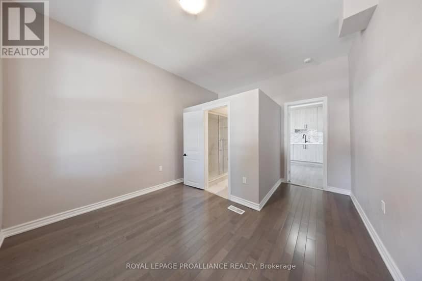 141 Ontario Street — photo 16 of 40
