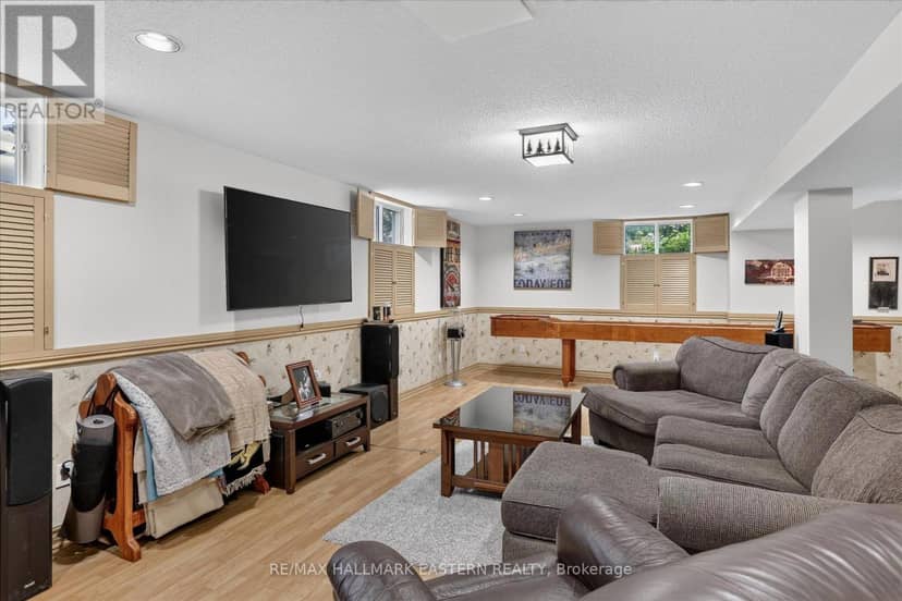 1650 Sable Court — photo 33 of 40