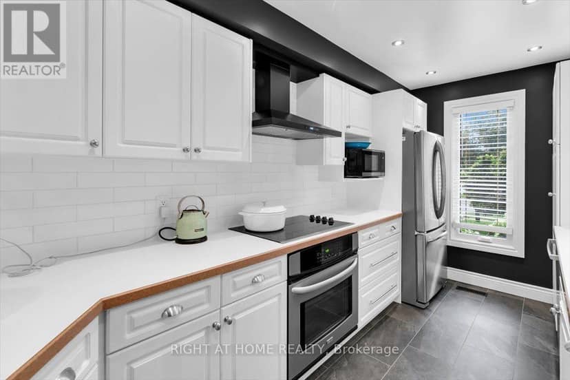 18 Bashford Road — photo 13 of 35