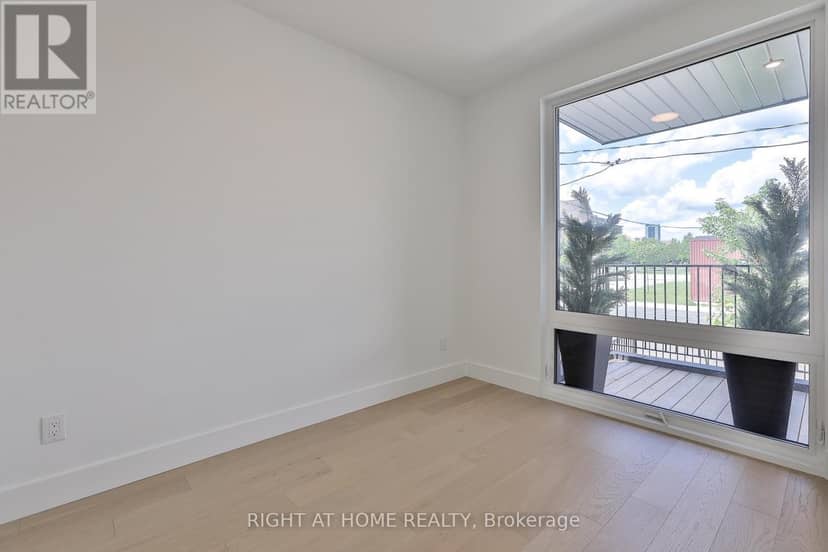 Ground Floor - 2343 Gerrard Street E — photo 16 of 26