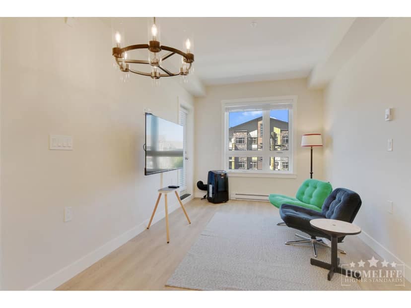 A424 8233 208B STREET, Langley, photo 5