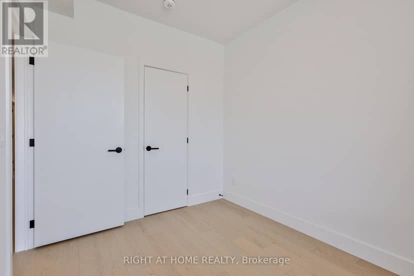 Ground Floor - 2343 Gerrard Street E — photo 17 of 26