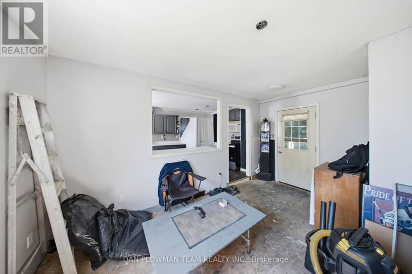 387 Albert Street — photo 18 of 40