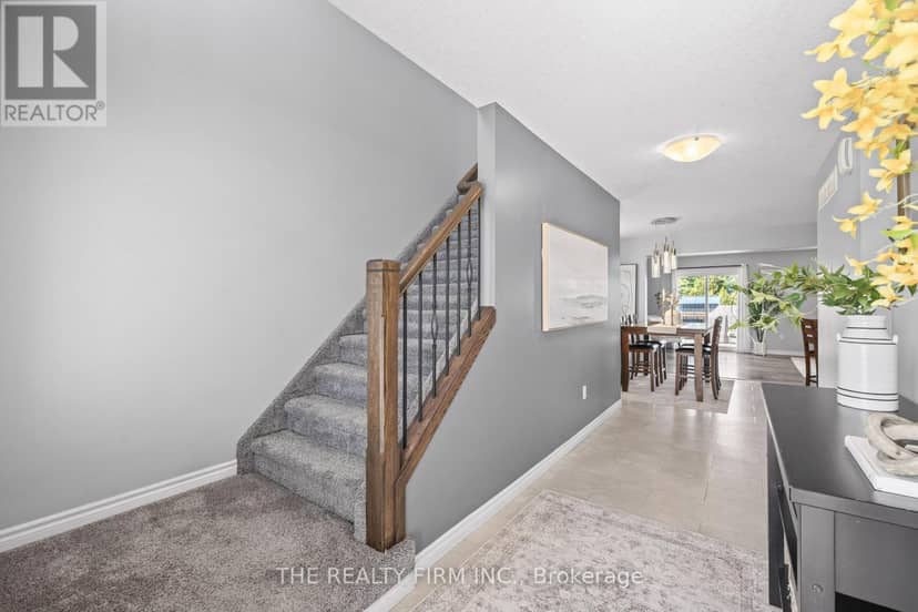 20 Sandy Court — photo 6 of 40