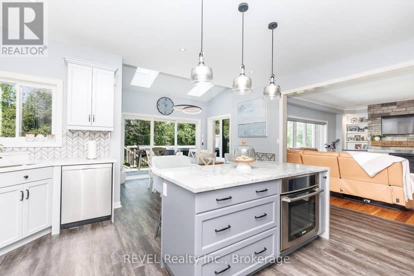 374 Hillsdale Road — photo 15 of 40