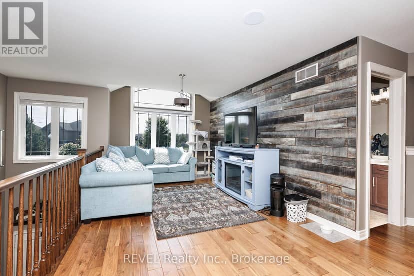 374 Hillsdale Road — photo 19 of 40