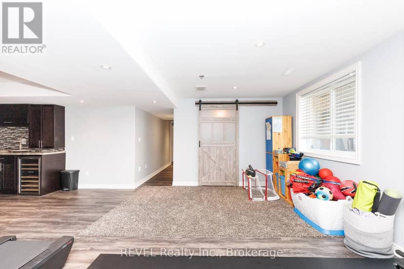 374 Hillsdale Road — photo 35 of 40