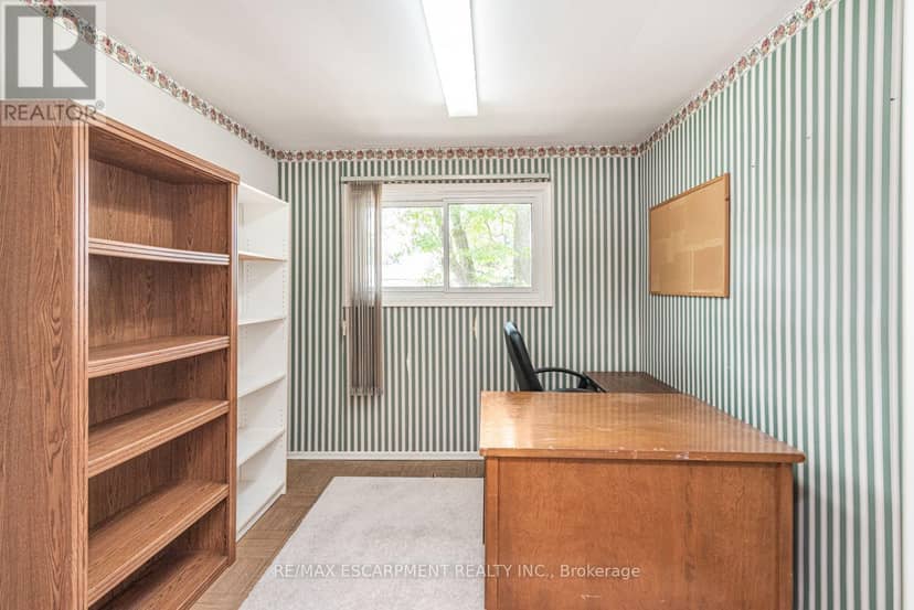 28 Riverdale Drive — photo 10 of 19