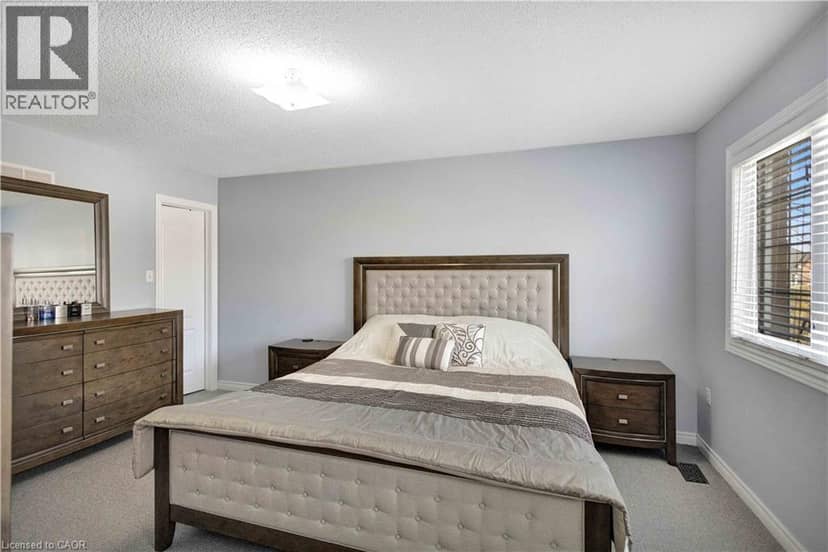232 STONEHENGE Drive Unit# 8 — photo 19 of 40