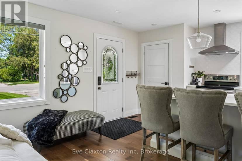 90 Dean Avenue — photo 6 of 40