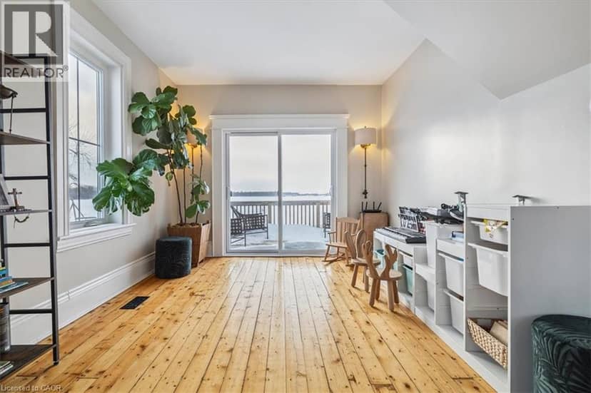 110 CREAM Street — photo 11 of 40